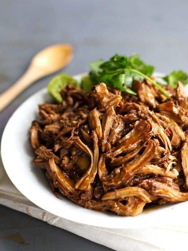 Honey Glazed Crockpot Chicken Adobo - simple pantry ingredients, hardly any hands-on time, 200 calories. | https://cyrieka.com